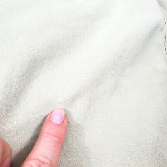 Tommy Bahama pleated shorts size 36 - Picture 5 of 6